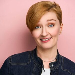 Meet your Posher, Maya